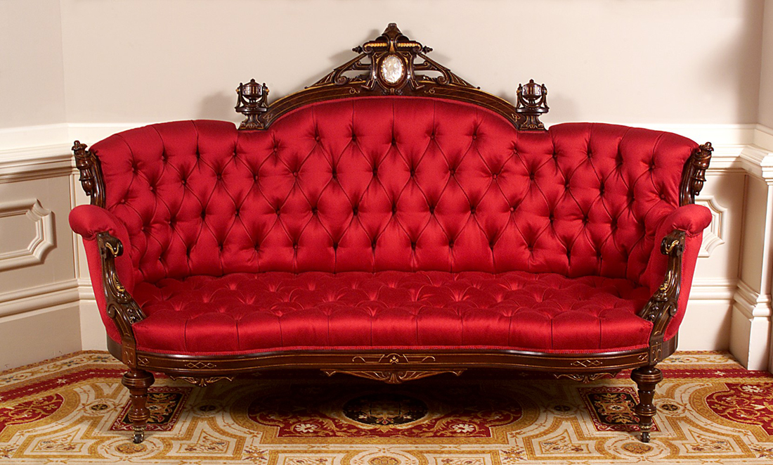 jedediah-wilson-sofa-antique-auction