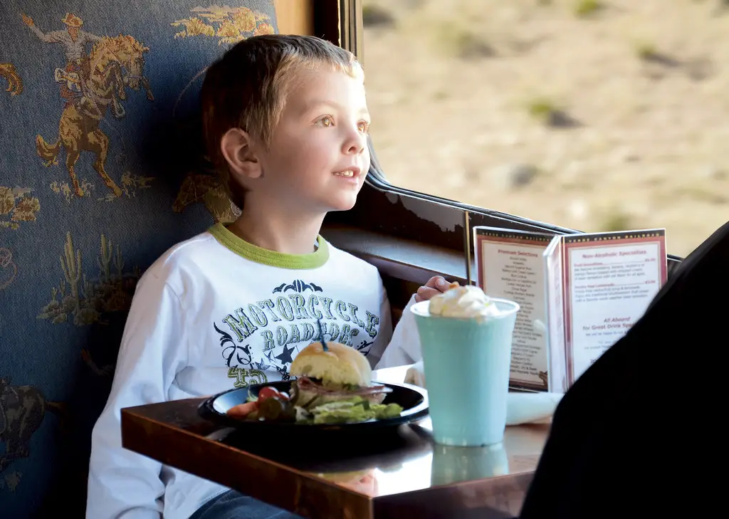 Breakfast in train